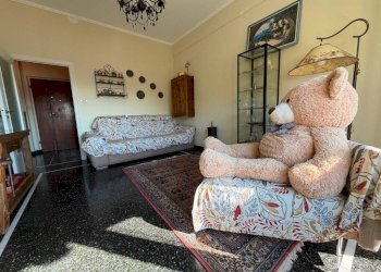 Salone - Three-room apartment viale Ammiraglio Giorgio des Geneys, 4, Genova (neighborhood Quarto) - photo 10