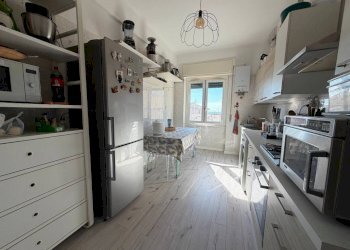 Cucina - Trilocale viale Ammiraglio Giorgio des Geneys, 4, Genova (zona Quarto) - foto 13