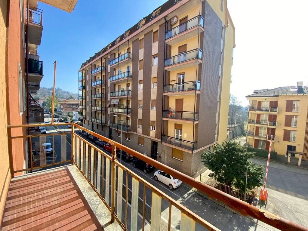 Balcone - Trilocale via Caduti della Libertà, Tortona - foto 3