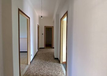 Corridoio - Trilocale via Caduti della Libertà, Tortona - foto 6