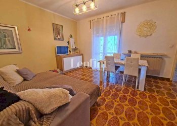 Salone - Villa via Cavalli d'Olivola, San Giorgio Monferrato - foto 7