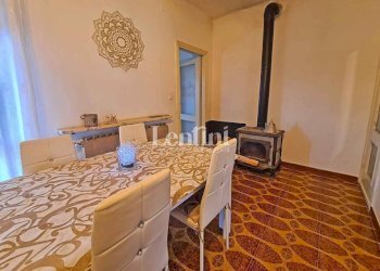 Salone - Villa via Cavalli d'Olivola, San Giorgio Monferrato - foto 8