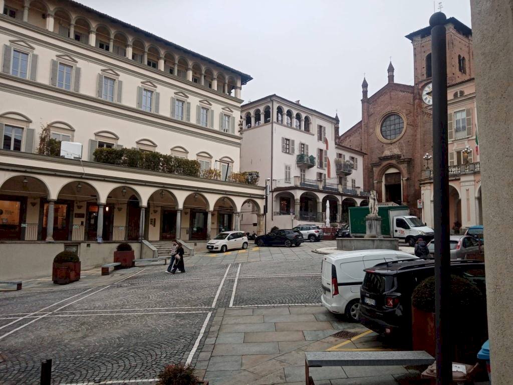 Zona - Appartamento piazza Vittorio Emanuele II, Moncalieri - foto 2