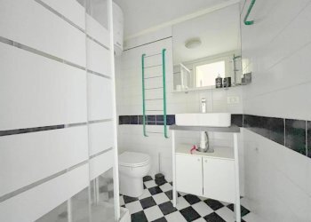 Bagno - Appartamento piazza Vittorio Emanuele II, Moncalieri - foto 3