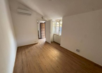 Cucina - Trilocale via Vittorio Veneto, 10, Caronno Varesino - foto 4