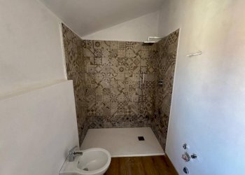 Bagno - Trilocale via Vittorio Veneto, 10, Caronno Varesino - foto 16