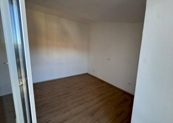 Camera da letto - Trilocale via Vittorio Veneto, 10, Caronno Varesino - foto 17