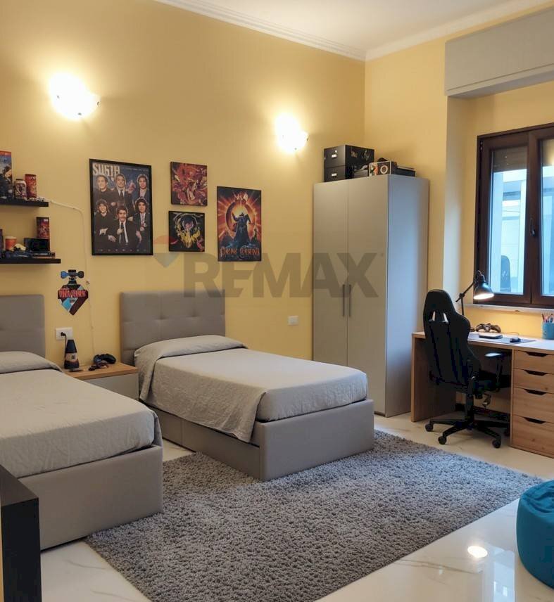 Camera / camera da letto - Three-room apartment Via Ceresoli
23, Capriate San Gervasio - photo 3