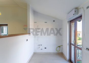 Stanza vuota - Casa semi indipendente Via Pastrengo
 
3b, Vimercate - foto 6