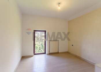 Stanza vuota - Casa semi indipendente Via Pastrengo
 
3b, Vimercate - foto 8