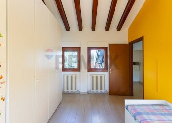 Camera / camera da letto - Casa semi indipendente Via Pastrengo
 
3b, Vimercate - foto 14