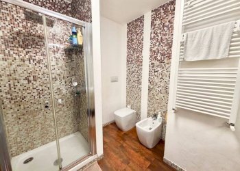 Bagno - Trilocale via Emilio Salgari, Genova (zona Pegli) - foto 14