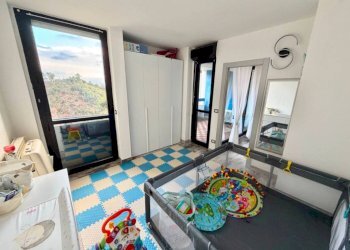 Veranda - Trilocale via Emilio Salgari, Genova (zona Pegli) - foto 18