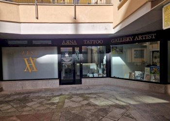 Zona - Negozio piazza della Repubblica, 5, Varese - foto 2