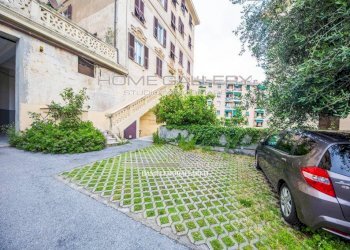 Cortile interno - Quadrilocale via Angelo Gianelli, frazione Quinto Al Mare, Genova - foto 9