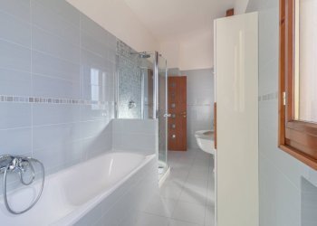 Foto 43 - Stabile - Palazzo Via Pio La Torre
 
23, Bentivoglio - foto 43