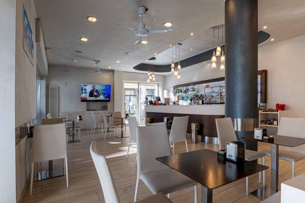 Interno non residenziale - Cafeteria - Cold Bar corso Felice Cavallotti, Sanremo - photo 3