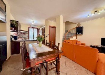 Cucina - Villa a Schiera via Poirino, 351, Carmagnola - foto 2