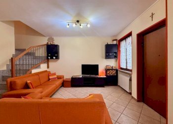 Salone - Villa a Schiera via Poirino, 351, Carmagnola - foto 6