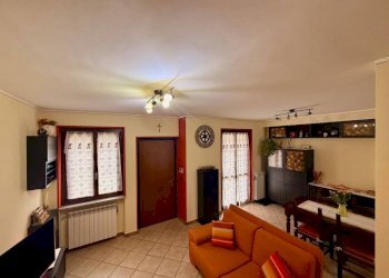 Salone - Villa a Schiera via Poirino, 351, Carmagnola - foto 17