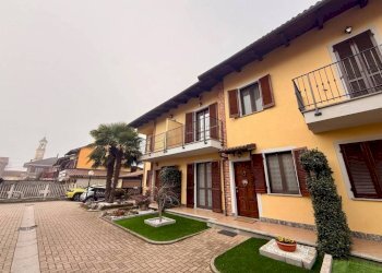 Facciata - Villa a Schiera via Poirino, 351, Carmagnola - foto 35