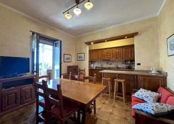 Salone - Four-room apartment via Carlo Collodi, Moncalieri - photo 4