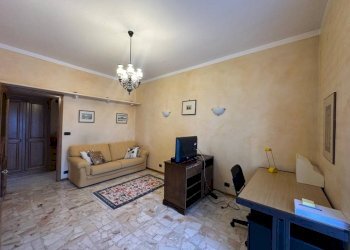 Salone - Four-room apartment via Carlo Collodi, Moncalieri - photo 16