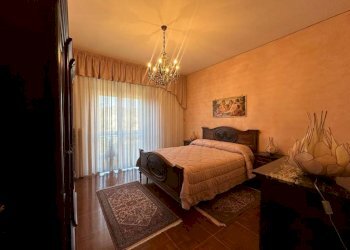 Camera da letto - Four-room apartment via Carlo Collodi, Moncalieri - photo 19