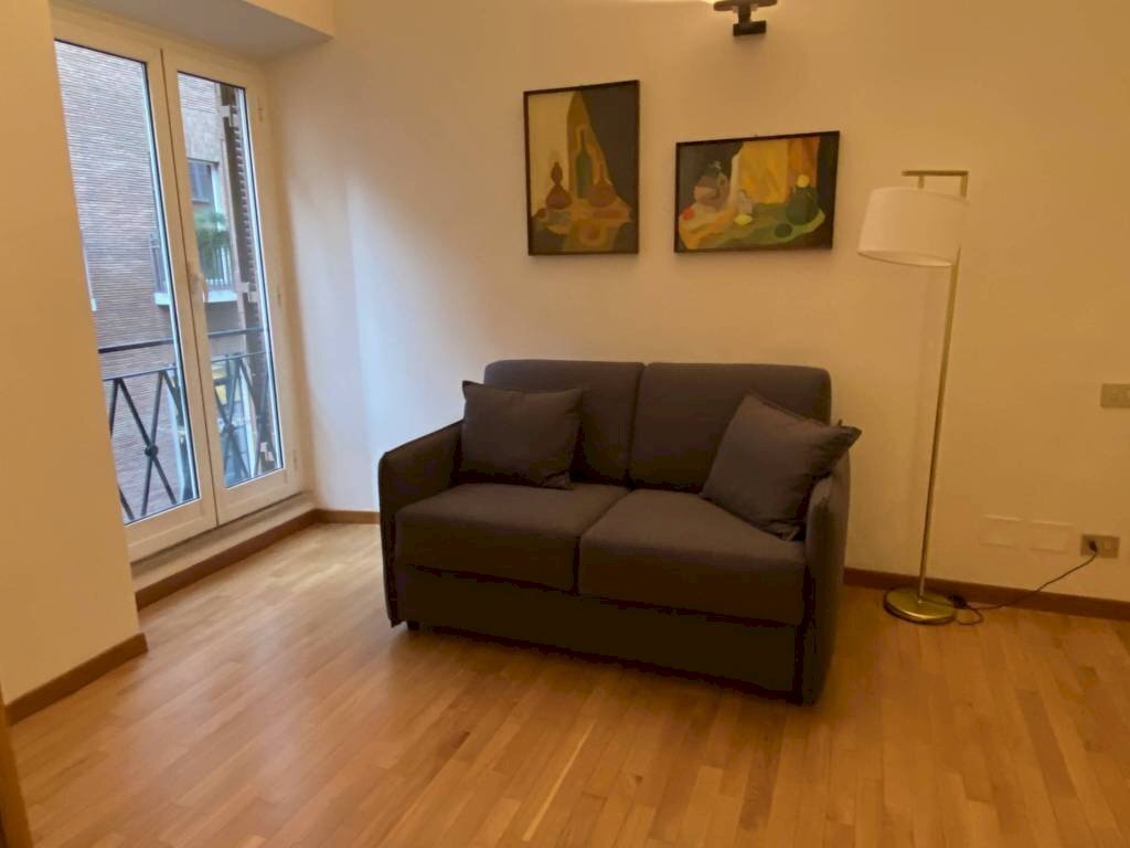 Soggiorno - Bilocale via della Frezza, 59, Roma (zona Centro Storico) - foto 1