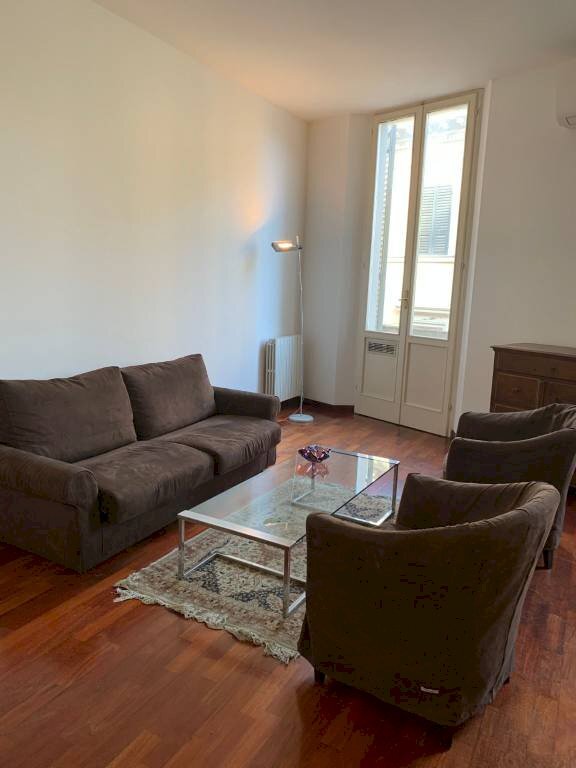 Soggiorno - Trilocale via Santo Stefano, 101, Bologna (zona Centro Storico) - foto 1