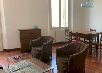 Soggiorno - Trilocale via Santo Stefano, 101, Bologna (zona Centro Storico) - foto 4