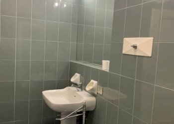 bagno - Trilocale via Santo Stefano, 101, Bologna (zona Centro Storico) - foto 11