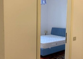 ingresso - Trilocale via Santo Stefano, 101, Bologna (zona Centro Storico) - foto 13