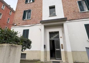 Facciata - Trilocale via Andrea Mantegna, Bologna - foto 12