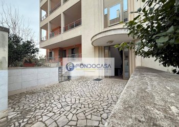 Foto 24 - Trilocale Piazza Oronzo Pranzo Zaccaria
 
10, Cavallino - foto 24