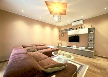 Salone - Three-room apartment viale Ildebrando Cocconi, Parma - photo 4