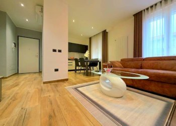 Salone - Three-room apartment viale Ildebrando Cocconi, Parma - photo 9