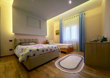 Camera da letto - Trilocale viale Ildebrando Cocconi, Parma - foto 12