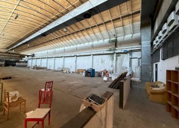 Interno non residenziale - Capannone via Andrea Costa, Senago - foto 6