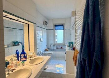 Bagno - Appartamento via Addis Abeba, 14, Biella - foto 31