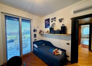 Camera da letto - Appartamento via Addis Abeba, 14, Biella - foto 35