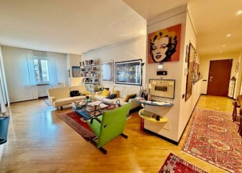 Salone - Appartamento via Addis Abeba, 14, Biella - foto 2