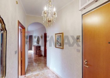 Hall / corridoio - Appartamento via toscanelli
 
50, Genova - foto 1