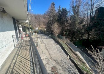 Cortile interno - Trilocale via Bertola, 9, Frabosa Sottana - foto 15