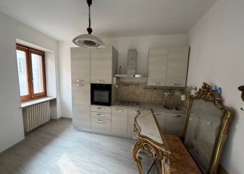 Cucina - Appartamento via Roma, 6, Castagnole Piemonte - foto 3