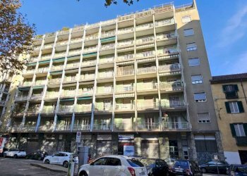 facciata - Bilocale via Don Bosco, 102, Torino (zona San Donato) - foto 1