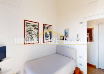 Camera da letto - Quadrilocale via dei Boderi, 118, Varese - foto 32