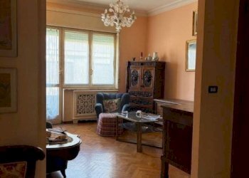 Appartamento via Pietro Giuria, 6, Torino (zona San Salvario) - foto 1