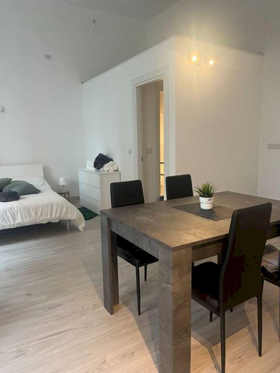 Monolocale via Gravere, 11, Torino (zona Parella) - foto 1