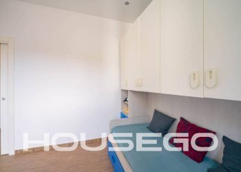 Camera da letto - Trilocale via Ponza, 28, Genova (zona Lagaccio) - foto 12